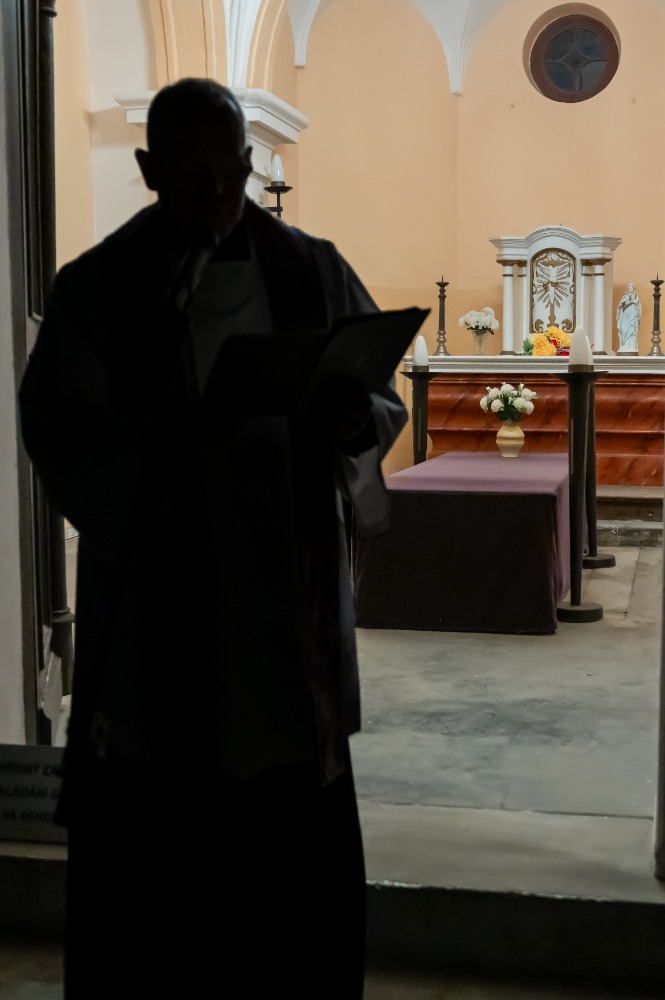 18 Pamatka zesnulych - Dusicky 2015